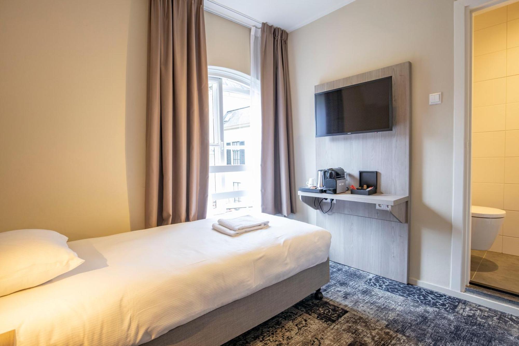 Fletcher Hotel Landgoed Huis Te Eerbeek Esterno foto